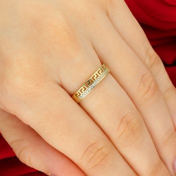 Złoty pierścionek damski z cyrkoniami – motyw grecki, elegancki.jpg